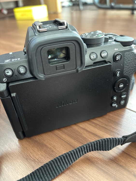 ニコン　Ｚ５０ＩＩ　ダブルズームキット（カメラ）の商品画像 - 査定依頼日：2026年7月30日 - 最高査定価格：120,000円