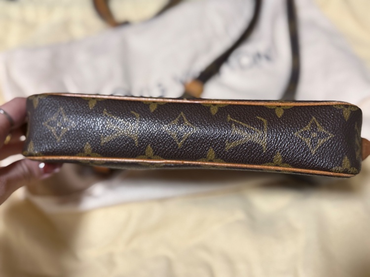 マルリーバンドリエール（ブランドバッグ）の商品画像 - 査定依頼日：2026年1月31日 - 最高査定価格：50,000円