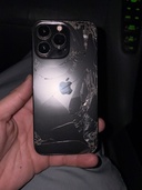 iPhone 13 Pro 256GB au（スマホ）の商品画像 - 査定依頼日：2026年3月15日 - 最高査定価格：31,000円