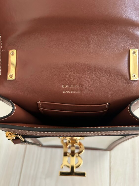 その他 バーバリー （ブランドバッグ）の商品画像 - 査定依頼日：2024年12月29日 - 最高査定価格：30,000円