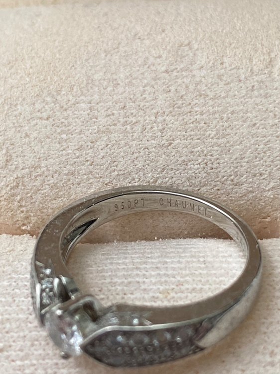 ショーメ　プリュム（宝石）の商品画像 - 査定依頼日：2023年8月4日 - 最高査定価格：150,000円