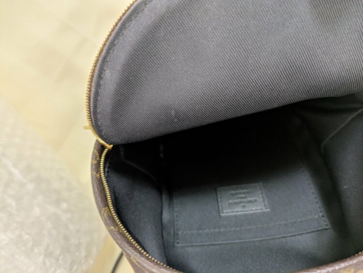 M４４８７３ ミニリュック（ブランドバッグ）の商品画像 - 査定依頼日：2026年8月4日 - 最高査定価格：170,000円