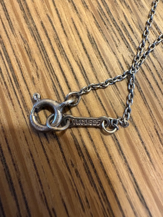 ティファニー　エルサペレッティ　クロスネックレス（金・貴金属）の商品画像 - 査定依頼日：2026年1月29日 - 最高査定価格：10,000円