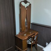 アンティーク風ドレッサー（家具・寝具）の商品画像 - 査定依頼日：2026年8月6日 - 最高査定価格：5,000円