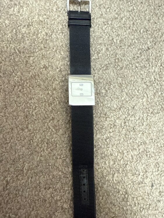 その他 その他 グッチ（高級時計）の商品画像 - 査定依頼日：2025年4月28日 - 最高査定価格：3,500円