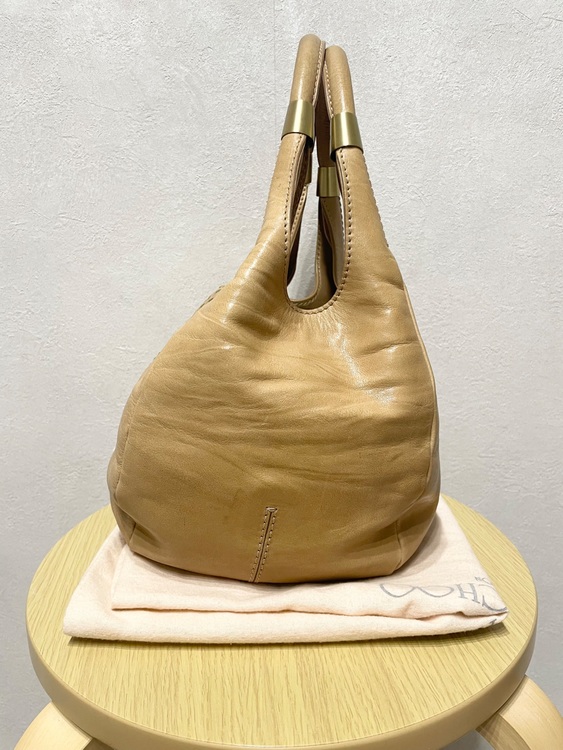 ジミーチュウ  （ブランドバッグ）の商品画像 - 査定依頼日：2025年8月16日 - 最高査定価格：5,000円