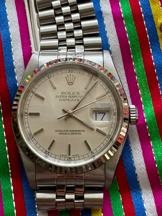 ロレックス デイトジャスト DJWGべzホワイト（高級時計）の商品画像 - 査定依頼日：2025年3月30日 - 最高査定価格：840,000円