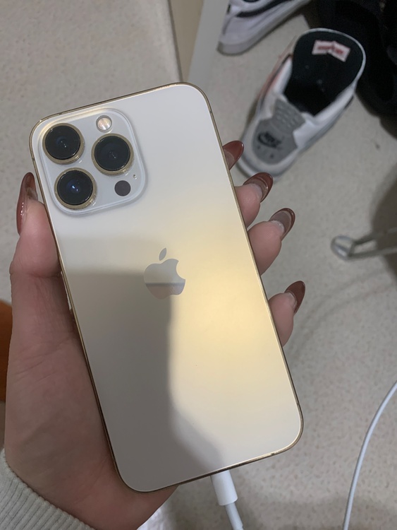 iPhone 13 Pro 128GB docomo（スマホ）の商品画像 - 査定依頼日：2026年2月18日 - 最高査定価格：28,000円