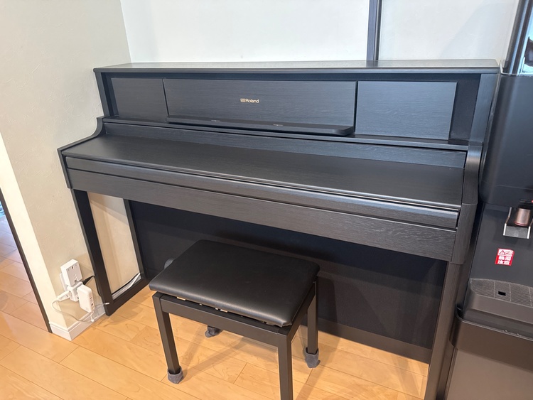 LX705-GPKR（ピアノ・楽器・PA機材）の商品画像 - 査定依頼日：2026年4月12日 - 最高査定価格：10,000円