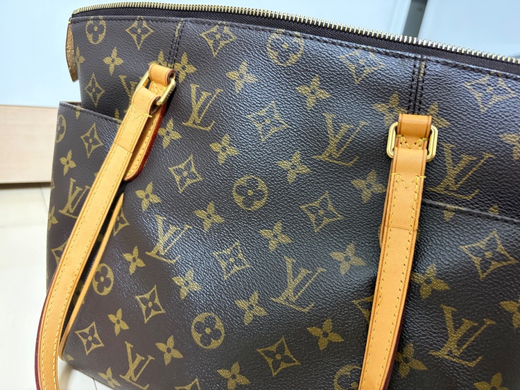 ルイヴィトン ネヴァーフル（ブランドバッグ）の商品画像 - 査定依頼日：2026年9月13日 - 最高査定価格：70,000円