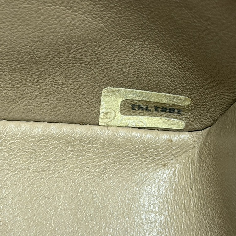 CHANEL ダイアナフラップ（ブランドバッグ）の商品画像 - 査定依頼日：2026年5月26日 - 最高査定価格：600,000円