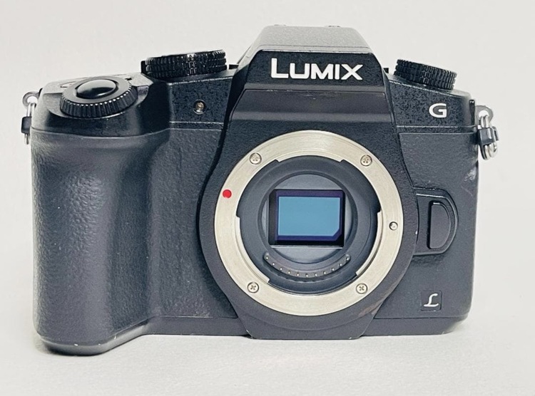 PANASONIC LUMIX DMC-G8 ボディ（カメラ）の商品画像 - 査定依頼日：2026年5月23日 - 最高査定価格：23,100円