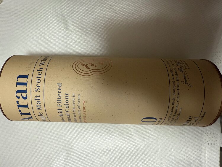 アラン シングルモルト  10年（お酒）の商品画像 - 査定依頼日：2025年4月21日 - 最高査定価格：4,000円