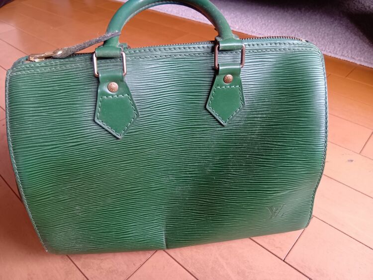 ルイヴィトン エピ （ブランドバッグ）の商品画像 - 査定依頼日：2025年10月14日 - 最高査定価格：50,000円