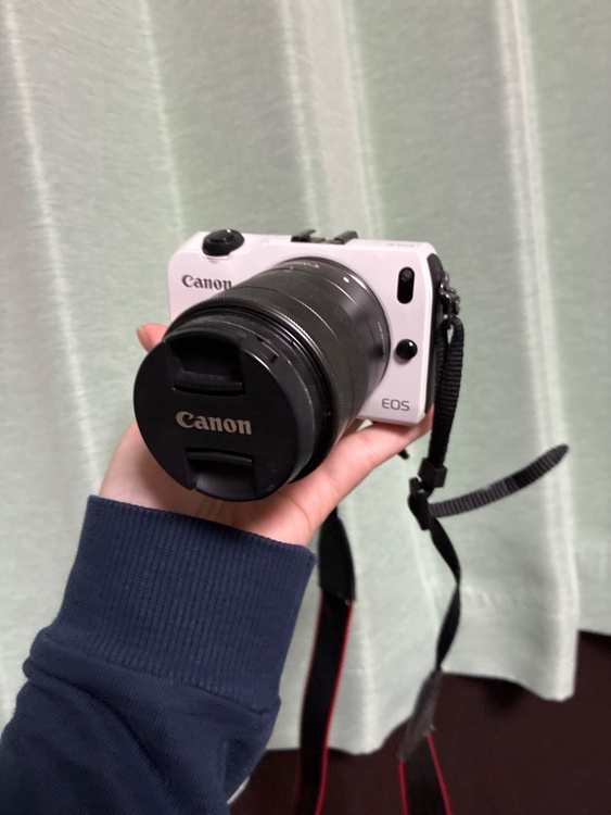 EOS M（カメラ）の商品画像 - 査定依頼日：2026年3月13日 - 最高査定価格：15,100円