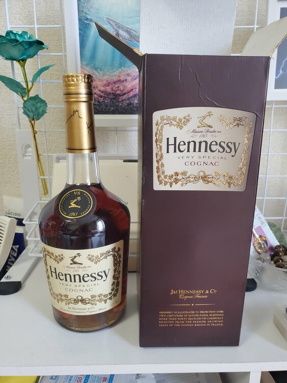 ブランデー ヘネシー （お酒）の商品画像 - 査定依頼日：2026年3月10日 - 最高査定価格：2,000円