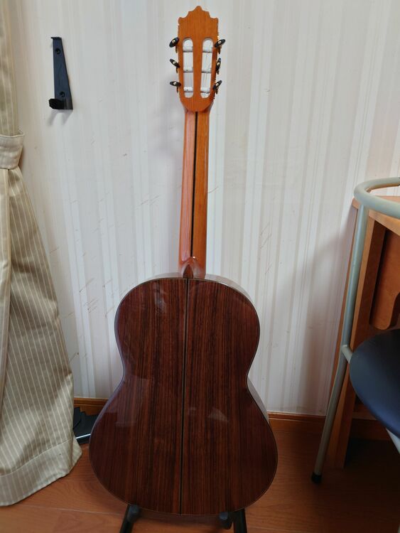 PacoCastilloパコカスティージョ215FR（ピアノ・楽器・PA機材）の商品画像 - 査定依頼日：2025年9月16日 - 最高査定価格：170,000円