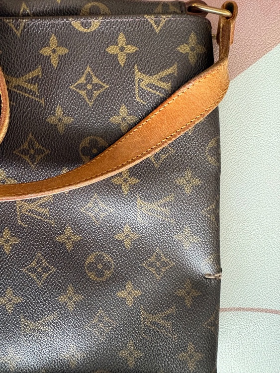 ルイヴィトン モノグラム （ブランドバッグ）の商品画像 - 査定依頼日：2026年4月24日 - 最高査定価格：70,000円