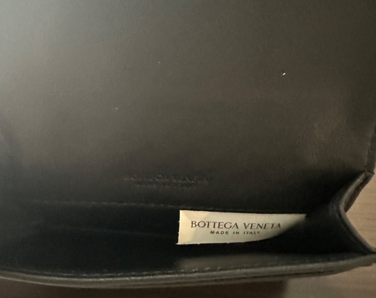 ボッテガ・ヴェネタ  （ブランドバッグ）の商品画像 - 査定依頼日：2025年11月23日 - 最高査定価格：30,000円