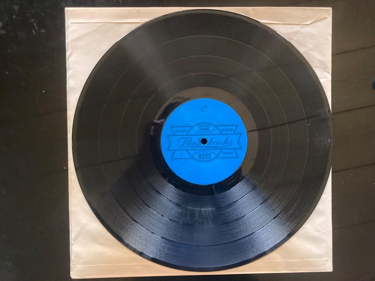FL$8KS　Fla$hBackS　FCLP-1001（レコード）の商品画像 - 査定依頼日：2026年3月19日 - 最高査定価格：25,000円