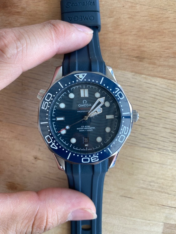 Ô-mê-ga シーマスター 5186586（高級時計）の商品画像 - 査定依頼日：2025年6月29日 - 最高査定価格：500,000円