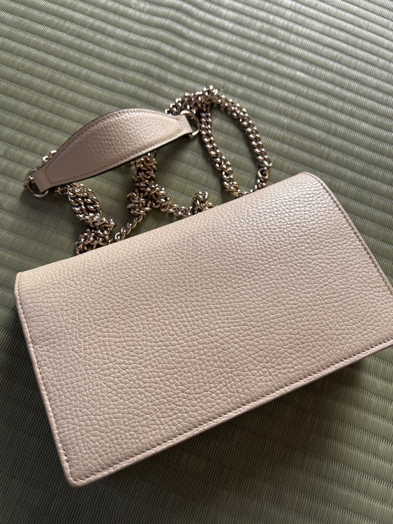 598211-496334（ブランドバッグ）の商品画像 - 査定依頼日：2026年1月31日 - 最高査定価格：60,000円