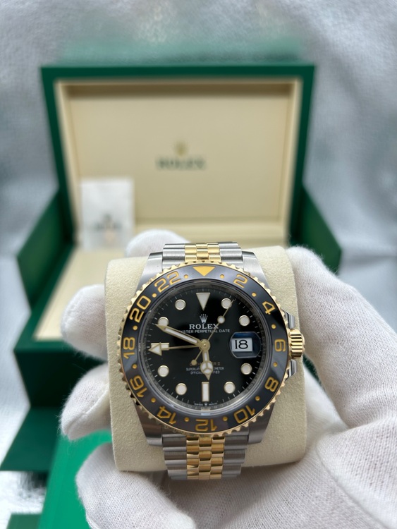 GMTマスターⅡ コンビ（高級時計）の商品画像 - 査定依頼日：2025年6月14日 - 最高査定価格：3,180,000円