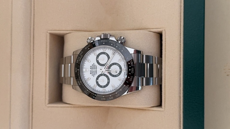 ロレックス デイトナ 116500lm（高級時計）の商品画像 - 査定依頼日：2026年4月23日 - 最高査定価格：5,000,000円