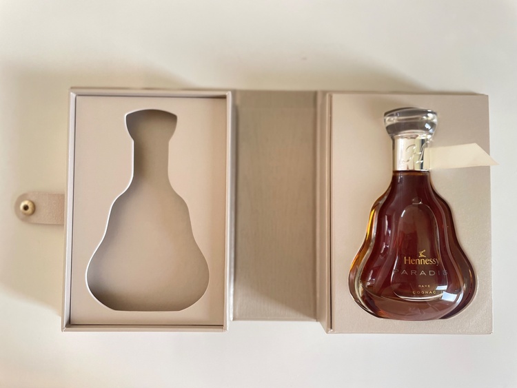 Paradise 50ml（お酒）の商品画像 - 査定依頼日：2026年4月23日 - 最高査定価格：10,000円