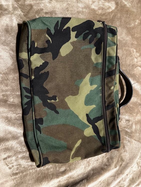 エルベシャプリエ　ブリーフケース（ブランドバッグ）の商品画像 - 査定依頼日：2026年2月28日 - 最高査定価格：100,000円