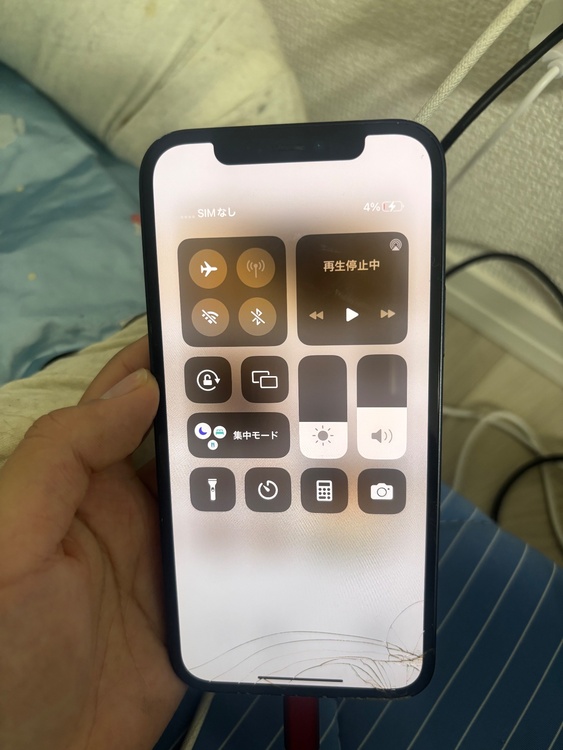 iPhone iPhone 12 128GB SIMフリー（スマホ）の商品画像 - 査定依頼日：2026年7月18日 - 最高査定価格：6,000円