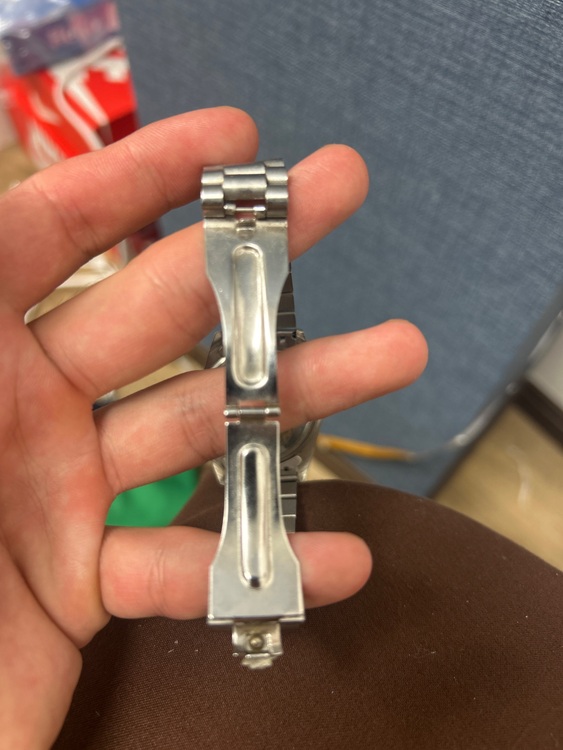 ロレックス デイデイト （高級時計）の商品画像 - 査定依頼日：2025年11月24日 - 最高査定価格：3,700,000円