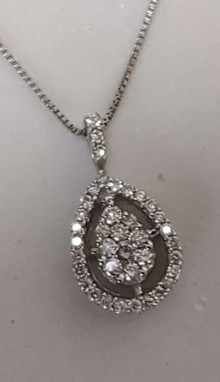 K18WGダイヤネックレス0.3ct（金・貴金属）の商品画像 - 査定依頼日：2023年7月11日 - 最高査定価格：38,000円