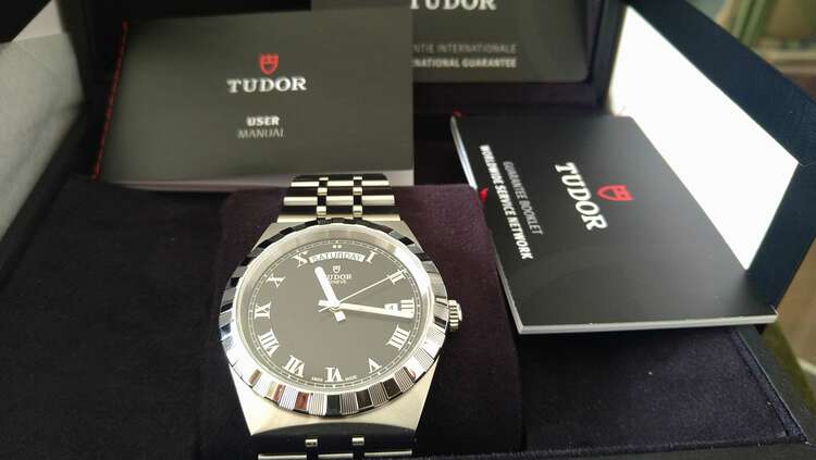 チューダー その他 M2860（高級時計）の商品画像 - 査定依頼日：2025年1月4日 - 最高査定価格：250,000円