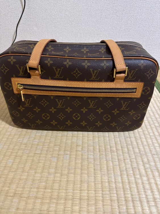 M51181（ブランドバッグ）の商品画像 - 査定依頼日：2026年1月19日 - 最高査定価格：105,000円