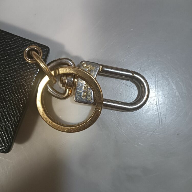 ルイヴィトン　キーホルダー（古着・ファッション）の商品画像 - 査定依頼日：2025年6月4日 - 最高査定価格：9,000円