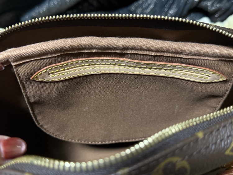 ルイヴィトン モノグラム （ブランドバッグ）の商品画像 - 査定依頼日：2026年1月31日 - 最高査定価格：135,000円