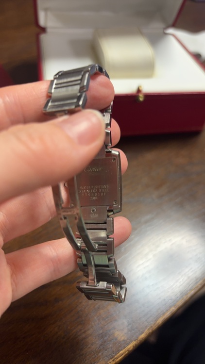 カルティエ タンク （高級時計）の商品画像 - 査定依頼日：2025年6月10日 - 最高査定価格：355,000円