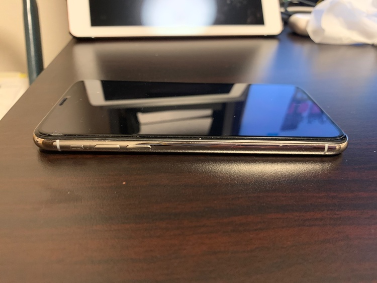 iPhone X（スマホ）の商品画像 - 査定依頼日：2026年1月20日 - 最高査定価格：11,000円