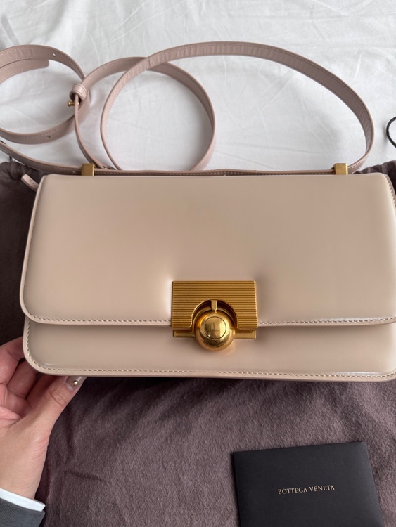 ザクラシック（ブランドバッグ）の商品画像 - 査定依頼日：2026年1月20日 - 最高査定価格：60,000円