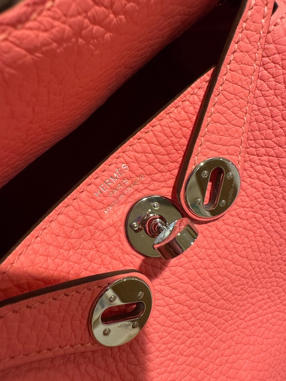 エルメス リンディ （ブランドバッグ）の商品画像 - 査定依頼日：2025年12月24日 - 最高査定価格：1,100,000円