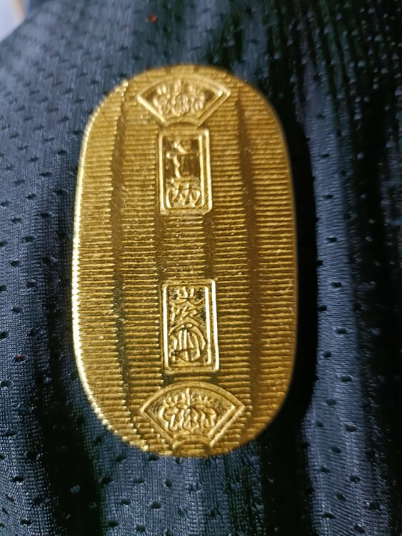 金（金・貴金属）の商品画像 - 査定依頼日：2025年12月30日 - 最高査定価格：100,000円