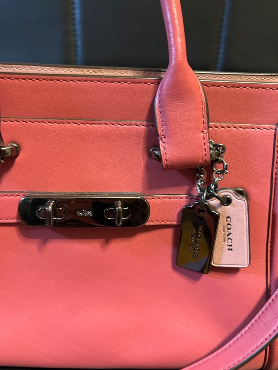 その他 コーチ （ブランドバッグ）の商品画像 - 査定依頼日：2025年11月13日 - 最高査定価格：3,000円