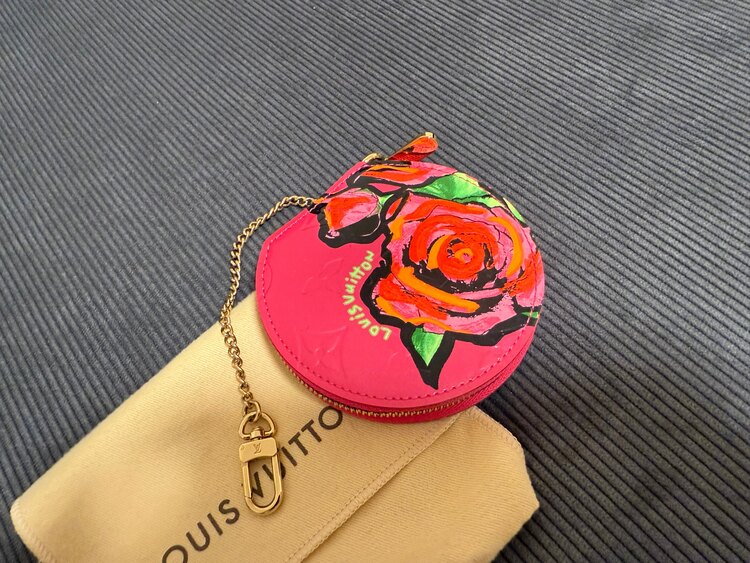 ヴェルニ（ブランド財布・小物）の商品画像 - 査定依頼日：2025年5月10日 - 最高査定価格：8,000円