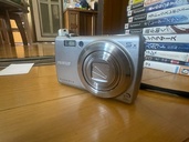 FINEPIX F100（カメラ）の商品画像 - 査定依頼日：2026年5月13日 - 最高査定価格：3,510円