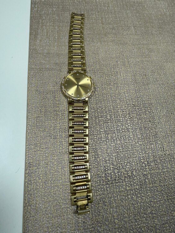 ピアジェ その他 84024 K81（高級時計）の商品画像 - 査定依頼日：2025年3月25日 - 最高査定価格：710,000円