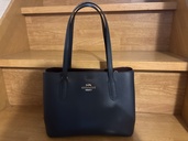 その他 コーチ （ブランドバッグ）の商品画像 - 査定依頼日：2026年4月17日 - 最高査定価格：100,000円