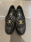 ローファー（古着・ファッション）の商品画像 - 査定依頼日：2025年10月9日 - 最高査定価格：55,000円