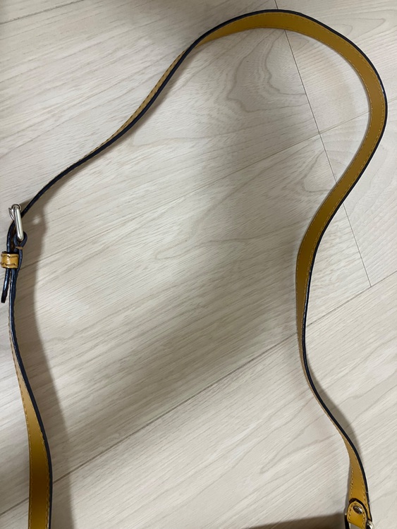 ショルダー（ブランドバッグ）の商品画像 - 査定依頼日：2025年11月18日 - 最高査定価格：30,000円