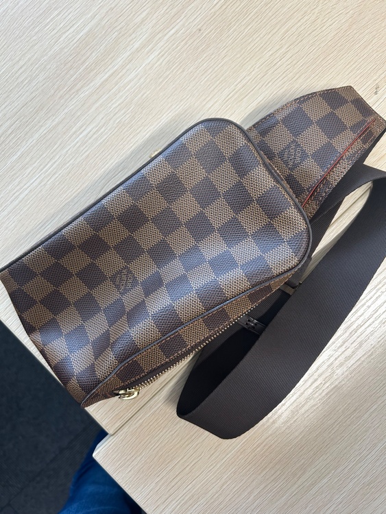 ブレラ（ブランドバッグ）の商品画像 - 査定依頼日：2026年3月12日 - 最高査定価格：70,000円